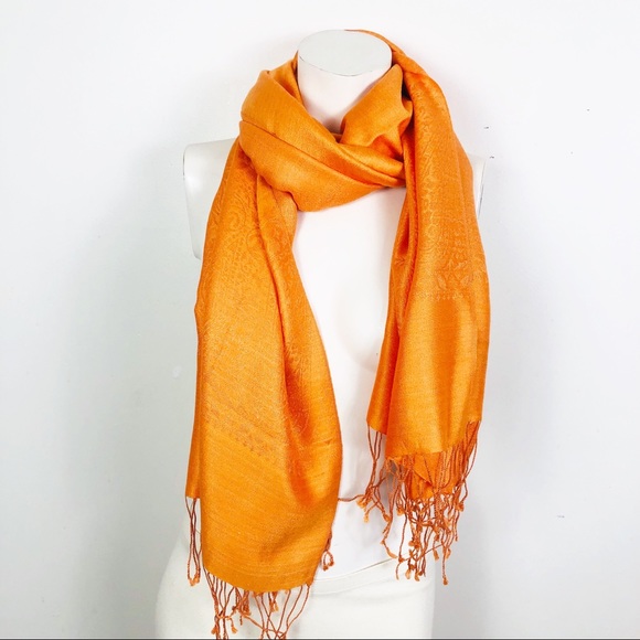 NEW 70% Pashmina & 30% Silk Scarf - Picture 3 of 9